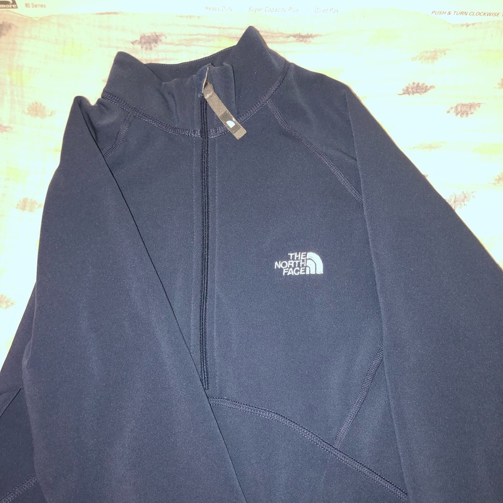 North face pullover with zipper